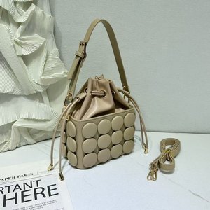 Bolso de Hombro Tipo Bandolera Cilíndrico de PU Hecho a Mano para Mujer, con Cierre de Botón y Cordón, Diseño de <span class=keywords><strong>Moda</strong></span> Versátil - Product Image 3