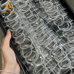 Bracciale <span class=keywords><strong>Tennis</strong></span> in Oro Massiccio 14k 18k con Diamanti Rotondi Creati in Laboratorio Certificati GIA IGI VVS CVD HPHT Personalizzati per Donne - Product Image 3