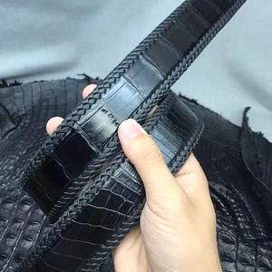 Nouveau design de <span class=keywords><strong>ceinture</strong></span> en cuir véritable tressé de crocodile véritable tressé à la mode avec logo personnalisé <span class=keywords><strong>ceinture</strong></span> de luxe <span class=keywords><strong>pour</strong></span> hommes sans boucle - Product Image 5