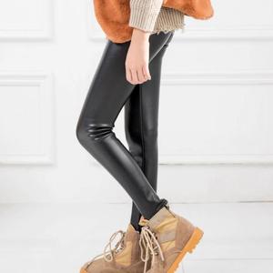 KS3543 2021 Nouveau pantalon en PU décontracté pour enfants, taille plus, automne/hiver, pantalon uni tendance pour filles, pantalon en simili cuir - Product Image 5