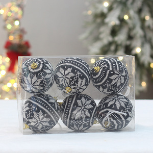 Bolas Decorativas para Árbol de Navidad, Tejidas en Tela, Rojas y Grises, Adornos Pequeños, Decoración Festiva - Product Image 4