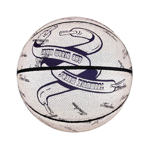 Maßgefertigter Werbe-Gummi-Basketball für Draußen Größe 5 Gestalten Sie Ihren Eigenen Wettkampf-Trainingsbasketball - Product Image 3
