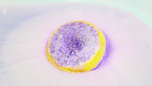 Bombes de bain aromathérapeutiques OEM en cristal, huiles essentielles de luxe, boules effervescentes au sel de mer, lavande, pour enfants, femmes, SPA, anniversaire, fête des mères - Product Image 4