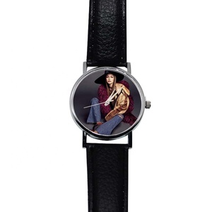 Logotipo personalizado versión coreana reloj con banda de cuero DIY foto Color gelatina estudiante ocio sublimación <span class=keywords><strong>objetos</strong></span> decorativos - Product Image 1