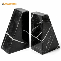 Marbre noir Nero Marquina de luxe à surface rainurée. Porte-livres en pierre naturelle géométrique moderne pour hôtel, bureau, maison