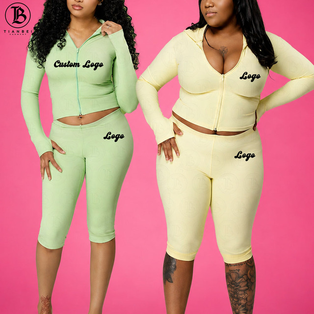 Custom Plus Size Women's Clothing Y2K Zip Hooded Jacket Capri 2 Piece Leggings Set Matching Activewear Tracksuit for Women