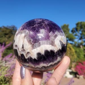 ลูกแก้วคริสตัลอาเกตสีม่วงธรรมชาติแบบขายส่ง ลูกแก้วอะเมทิสต์ทรงกลมสำหรับทำของที่ระลึก DIY และของขวัญ - Product Image 1