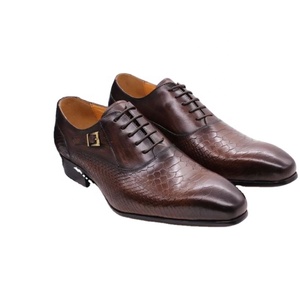 Chaussures habillées Oxford en cuir véritable pour hommes, à lacets, avec boucle en métal, talon carré, motif crocodile, pour affaires, mariage, soirée - Product Image 1