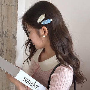 กิ๊บติดผ<span class=keywords><strong>ม</strong></span>อะซิเตทลายดอกไ<span class=keywords><strong>ม</strong></span>้สีสันสดใสสไตล์แฟน<span class=keywords><strong>ซี</strong></span>น่ารักประณีต  โลโก้แบบกำหนดเองได้  ออกแบบได้ทุกแบบ  กิ๊บปากเป็ดแบบไม่ทิ้งรอย - Product Image 4