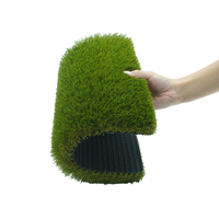 Rumput Sintetis Premium Bentuk C untuk Halaman Belakang, Area Bermain Anjing, Lanskap, Tinggi Bulu 40mm, Ramah Hewan Peliharaan, Bebas Timbal, Tahan UV, Tahan Api