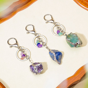 Vente en gros d'objets artisanaux en cristal, porte-clés en <span class=keywords><strong>pierre</strong></span> brute naturelle, charme de sac Reiki, pendentif clé, cadeau - Product Image 4