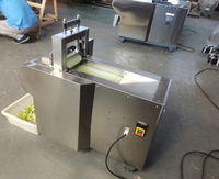 Machine à découper les fruits secs Dates Noix de coco Conservée Découpeuse de cubes de fruits