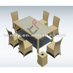 ชุดโต๊ะรับประทานอาหารหวายหวายสำหรับสวนลานคลังสินค้าในโรงแรมเฟอร์นิเจอร์กลางแจ้งโรงงาน - Product Image 3