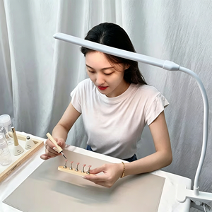 Lámpara LED de Salón con Clip para Arte de <span class=keywords><strong>Uñas</strong></span>, Luz de Relleno para el Cuidado de los Ojos, para Uso Profesional en Estilismo de <span class=keywords><strong>Uñas</strong></span>, Tatuajes y Extensiones de Pestañas - Product Image 4