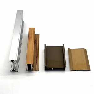 Profilés d'extrusion en <span class=keywords><strong>aluminium</strong></span> texture bois <span class=keywords><strong>6061</strong></span> T6 pour marché Mexique Brésil Amérique – Section de cadre résidentiel structurel - Product Image 4