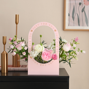 Valentine's Day Floral Art Bouquet Packaging <strong>Box</strong> Hand-Held Fresh <strong>Flower</strong> Gift <strong>Box</strong> Simple English Ivory Board <strong>Flower</strong> Shop Supplies - Product Image 5