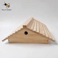 Belüfteter Langstroth Bienenstock-Außendeckel Holz-Bienenstock-Giebeldach mit Metallgitter-Lüftungslöchern