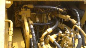 Excavatrice d'occasion Caterpillar 349D avec 95% nouvel état Japon d'origine à faibles heures Bon noyau Composants de moteur Pompe à moteur Prix bas - Product Image 4