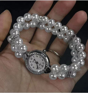 Reloj de Pulsera con Perlas de Imitación de Diamantes Estilo Y2K para Niñas, Reloj de Pulsera con Forma de Corazón, Accesorios Dulces para Hermanas - Product Image 2