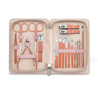 WELLFLYER Ensemble professionnel de manucure en acier inoxydable MS-895 18 pièces Coupe-ongles en gros Outils pour ongles Cadeau de soins de beauté portable