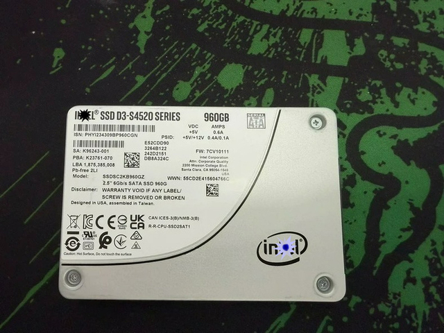 D3-S4520 960GB 2.5 Inch SATA SSD Solid State Drive SSDSC2KB960GZ
