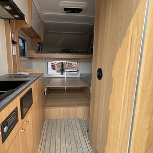 Camper <span class=keywords><strong>Van</strong></span> Tout-Terrain 4x4 pour Aventures et Expéditions avec Cuisine, Toilettes, Douche et Zone <span class=keywords><strong>de</strong></span> Couchage pour Voyages en Plein Air et Vie <span class=keywords><strong>de</strong></span> <span class=keywords><strong>Camping</strong></span> - Product Image 4