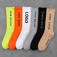 Chaussettes de sport personnalisées avec logo, toucher doux, respirantes, en mélange de coton, chaussettes mi-mollet pour la routine de fitness quotidienne