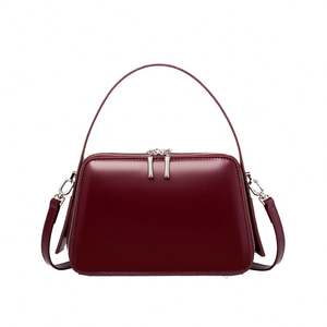 Bolsa Ita Personalizada de Estilo Gótico de Terror para el Día de Todos los Santos con Diseño de Murciélago Vampiro y Ventana Transparente - Product Image 4