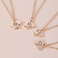 Nouvelle conception, ensemble de 4 colliers, étoiles, lune, soleil, nuages, 4 pétales, meilleurs amis, couple, chaîne de pull, accessoires