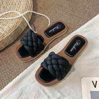 Nouvelles sandales plates tissées pour femmes, style 2024, mode plage, vêtements d'extérieur, taille unique, légères et antidérapantes
