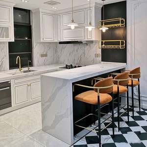 Solución de Cocina Integrada Moderna Personalizada para Apartamento o Villa, Acabado en Acero Inoxidable y Acrílico, Encimera de Cuarzo, Juego Completo de Gabinetes - Product Image 1