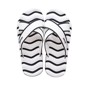 JAPSOM Zapatillas de interior para mujer, con rayas, punta abierta, EVA, antideslizantes, para el hogar, verano, con forro de malla - Product Image 5