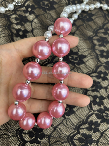 Venta al por mayor Rosa Blanco Abs perla bola 18mm <span class=keywords><strong>Bubblegum</strong></span> cuentas collar grueso niñas Cadena de cuentas ajustable collar de joyería - Product Image 3