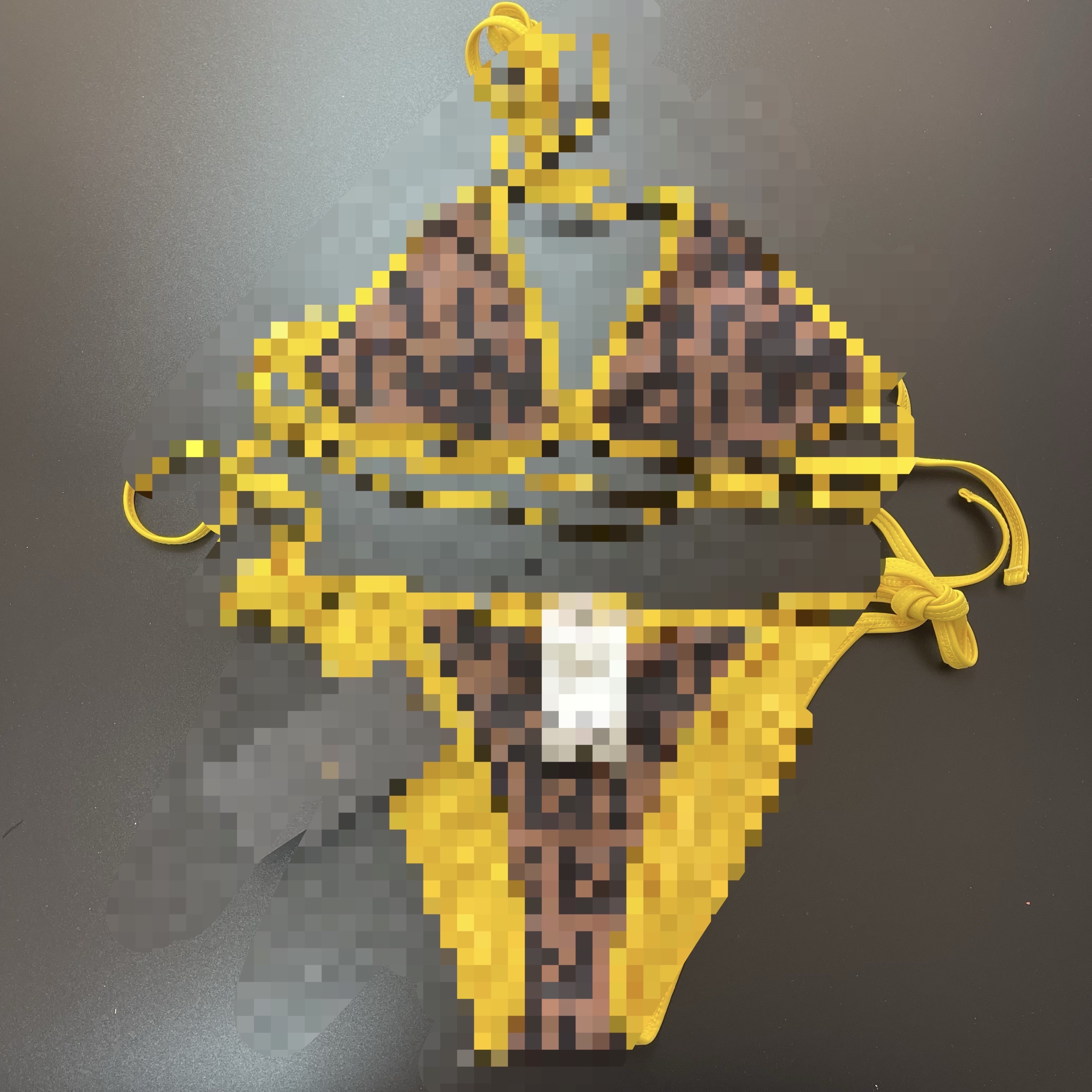 Jaune