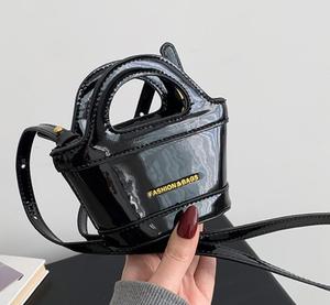 2024阿里巴巴网上购物闪光PU皮革女包迷你包，新款时尚设计女士闪亮迷你手袋斜挎包 - Product Image 2