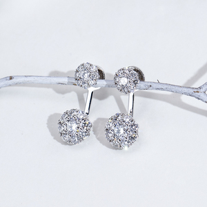 Pendientes de diamantes redondos de oro blanco de 18 quilates Messi Jewelry MSE-960 para mujer - Product Image 1