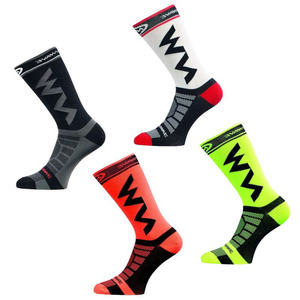 Chaussettes de cyclisme personnalisées en gros Bilu – Motif élégant, maille respirante, multicolores, design personnalisable, évacuation de l'humidité - Product Image 1