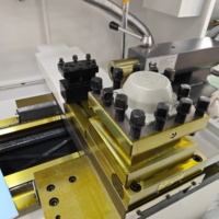 Tour numérique horizontal Fanuc haute précision et robuste CK6150 à banc plat pour métaux, faible consommation d'énergie, faible entretien