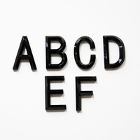 Custom Chrome 3D Car Letters Grill Emblem Auto Emblemas con adhesivo como Auto Trofeos Medallas y placas