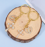 Porte-clés en métal doré pour femme avec pendentif cœur en strass et perles, Vierge Marie, croix, breloques pour voiture/sac à dos/sac