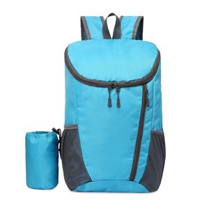 Échantillon gratuit Sac de randonnée souple personnalisé avec sac à dos de voyage imperméable et sac à dos de sport pliable pour une utilisation en extérieur - Product Image 5