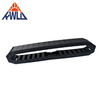 Équipement d'automatisation de machine de câble en nylon flexible en plastique durable de vente chaude pour la production en série de chaînes de traînée