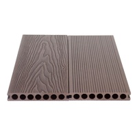 Dek Lantai Komposit WPC Anti-Selip Kontemporer Hitam Ramah Lingkungan Tahan Air Sistem Interlocking Motif Kayu