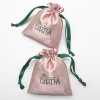 Pochette en soie rose imprimée personnalisée en gros sac cadeau de luxe en satin pour bijoux avec ruban emballage textile