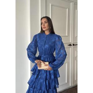 Vestido de Noche Saks Valon Azul de Gasa con Capas, Cuello Alto y Corte en A - Product Image 4