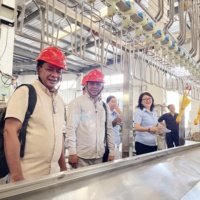 Ligne de production de poulet de transformation de poulet Eruis en Chine abattoir de volaille à petite échelle