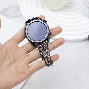 Bracelet de montre universel en métal et diamant pour Huawei <span class=keywords><strong>GT2</strong></span> 3 22mm Bracelet de montre pour Samsung Galaxy Watch 4 5 <span class=keywords><strong>Pro</strong></span> Bracelet en acier tendance classique - Product Image 4