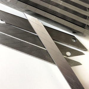 Set di 10 Lame in Acciaio 3cr13 ad Alta Precisione, Personalizzabili OEM, con Tre Fori per Macchina Taglia Cinghie in Gomma, per Coltelli Bowie - Product Image 2