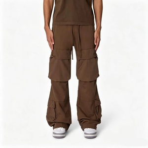 Cuciture plissettate, ampie tasche <span class=keywords><strong>laterali</strong></span>, coulisse, gamba del pantalone leggermente allungata, tessuto drappeggiato antipiega - Product Image 1