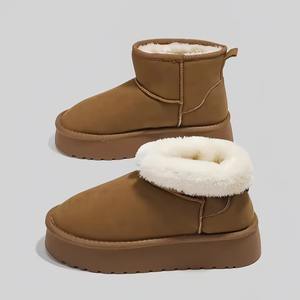 Bottes Uggs pour femmes OEM&ODM, bottes d'hiver pour la neige, fabriquées en cuir de haute qualité, adaptées à la vie quotidienne et aux conditions neigeuses - Product Image 3